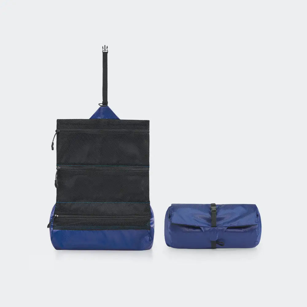 trousse de toilette homme a suspendre bleu marine