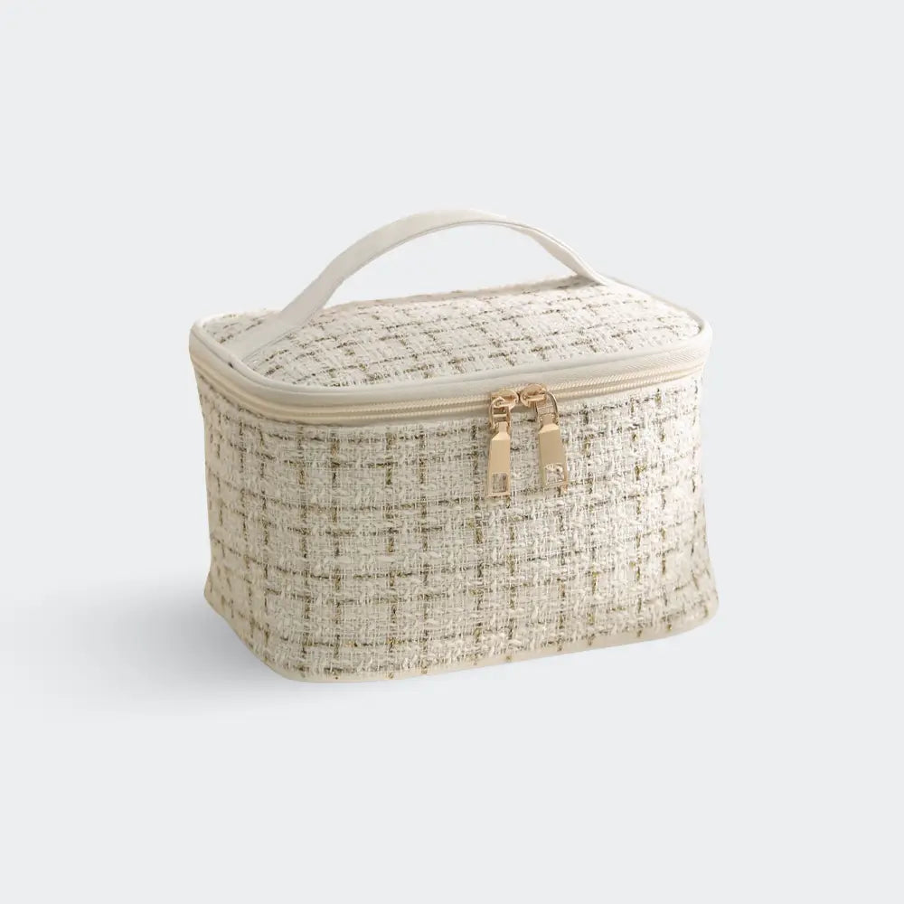 trousse de toilettes vanity fond blanc blanc